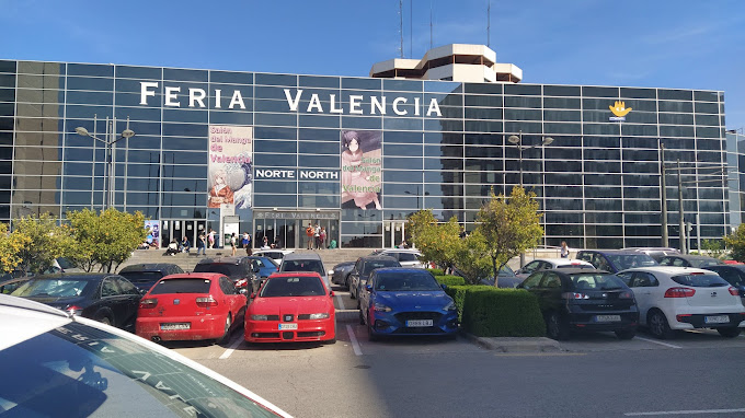 18. Job Fair (نمایشگاه کار)